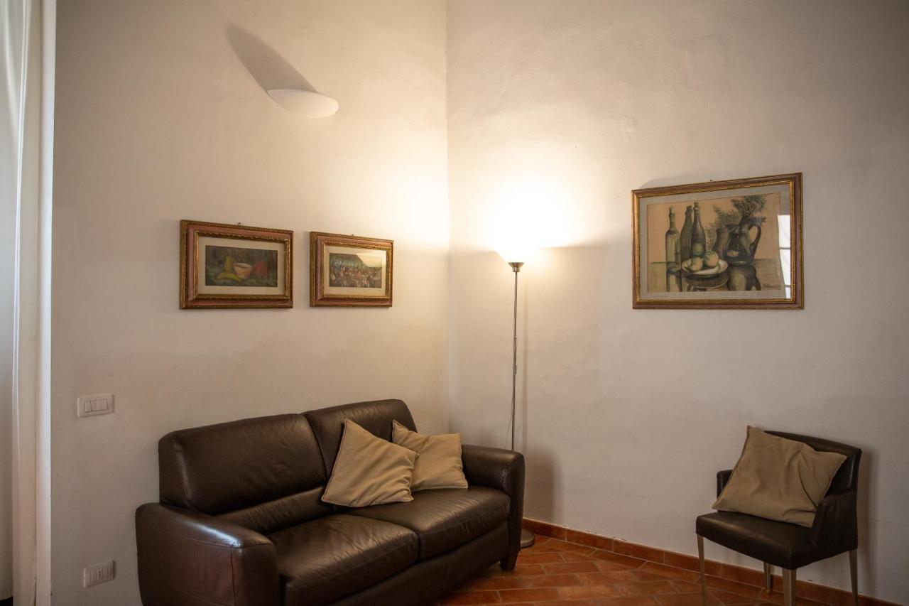 Lovely One Bedroom Apartment Nearby Ponte Vecchio Florenz Exterior foto